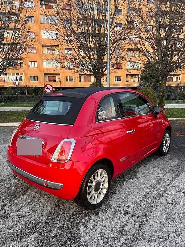 Usata Fiat 500C 69 CV (50 kW) 2011 Rosso Cabrio
