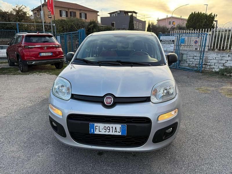 Usata Fiat Panda Lounge 69 CV (50 kW) 2017 Argento Berlina