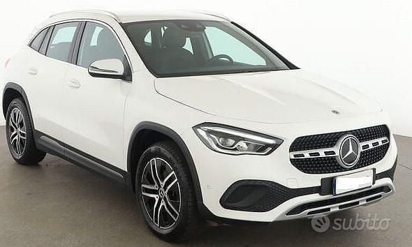 Usata Mercedes GLA200 150 CV (110 kW) 2023 Bianco SUV