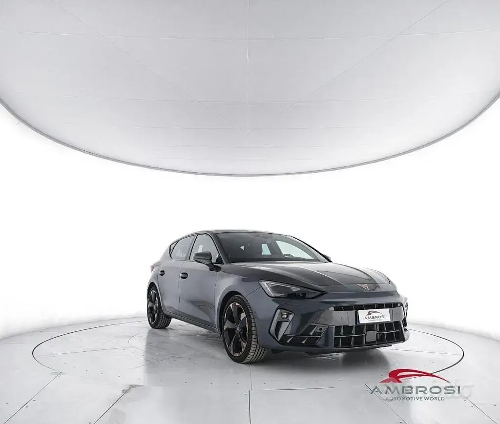 Usata Cupra Leon 150 CV (110 kW) 2024 Grigio Berlina