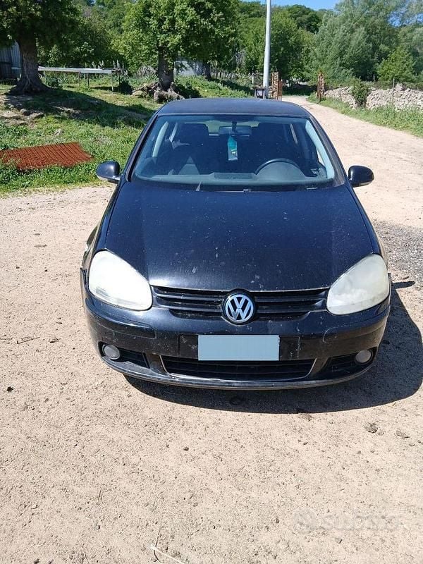 Usata VW Golf IV 140 CV (102 kW) 2005 Berlina