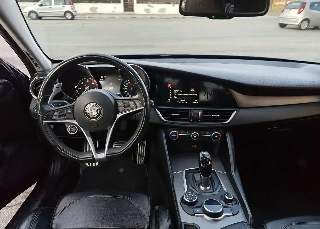 Usata Alfa Romeo Giulia Veloce 211 CV (155 kW) 2018 Berlina