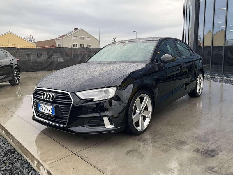 Usata Audi A3 Business 116 CV (85 kW) 2019 Nero Berlina