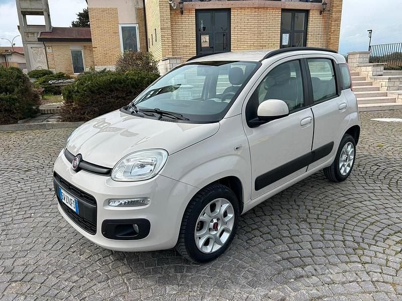 Usata Fiat Panda Lounge 80 CV (58 kW) 2014 Utilitaria