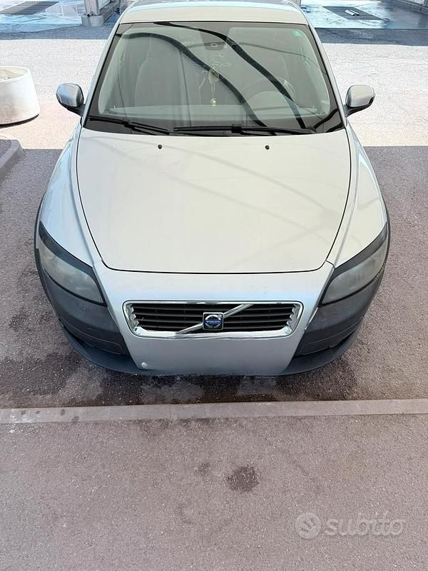 Usata Volvo C30 101 CV (74 kW) 2008 Grigio Utilitaria