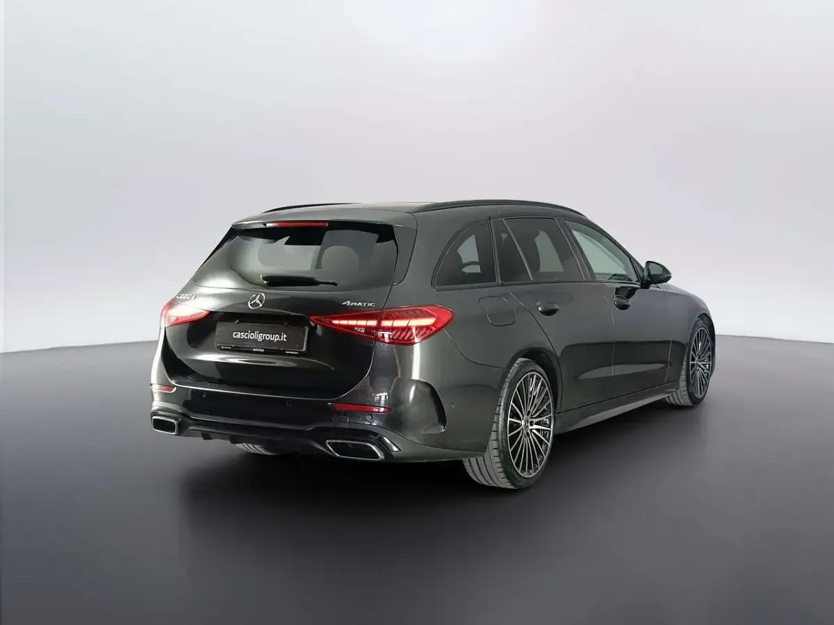 Usata Mercedes C220 Premium 197 CV (144 kW) 2023 Grigio Station wagon
