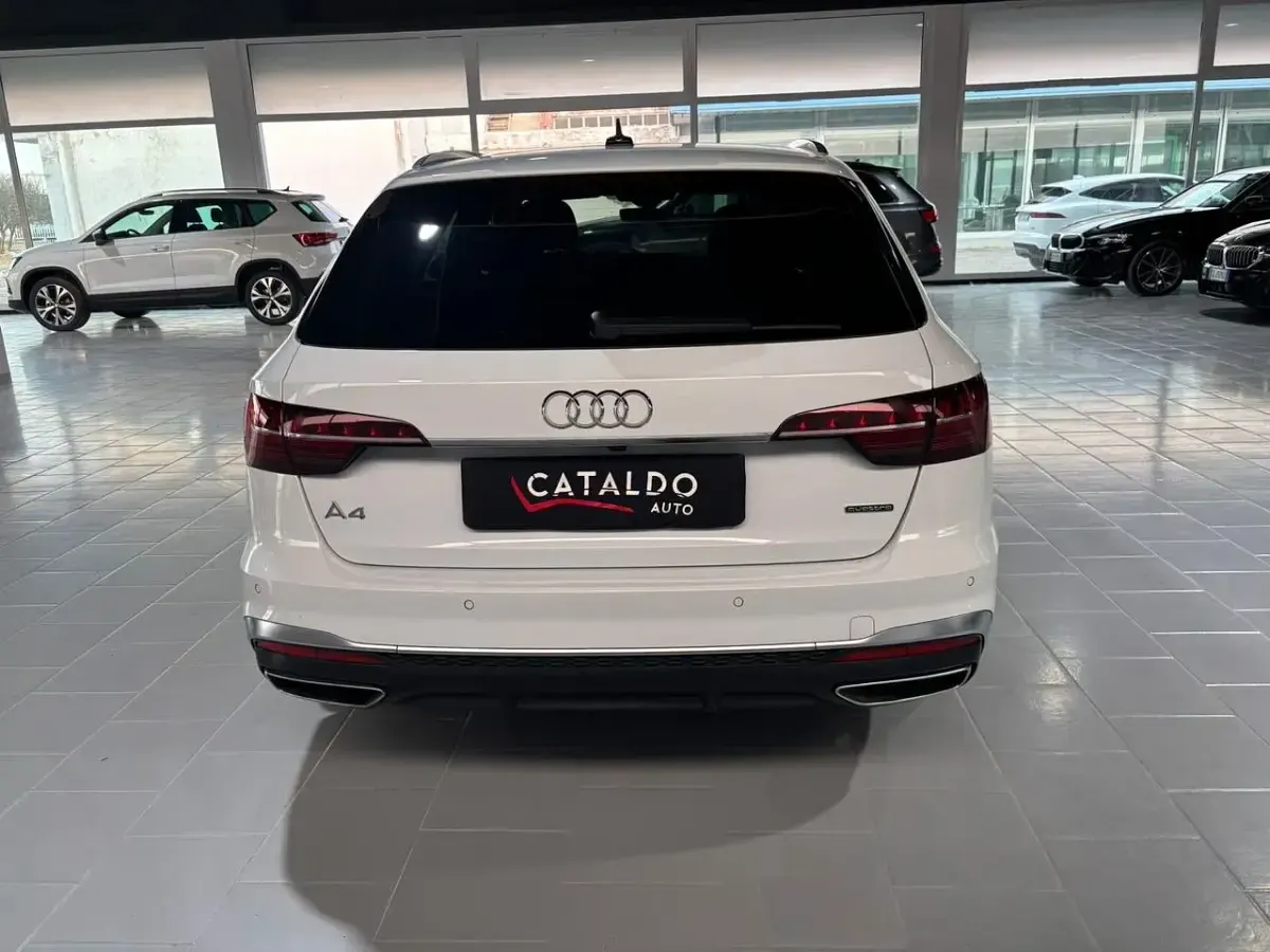Usata Audi A4 Ambiente 204 CV (150 kW) 2024 Bianco Station wagon