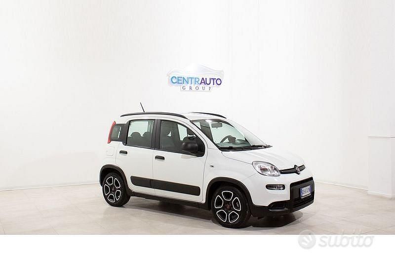 Usata Fiat Panda City Life 70 CV (51 kW) 2021 Bianco Berlina