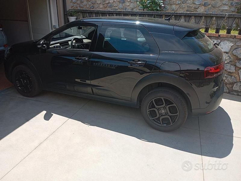 Nero Usata 2019 Citroën C4 Cactus Due volumi | 10.500 € (Buon prezzo) - Immagine 1/4