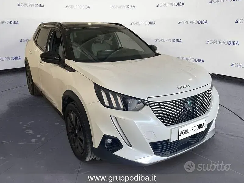 Usata Peugeot e-2008 GTi 56 kW (77 CV) 2021 Bianco SUV