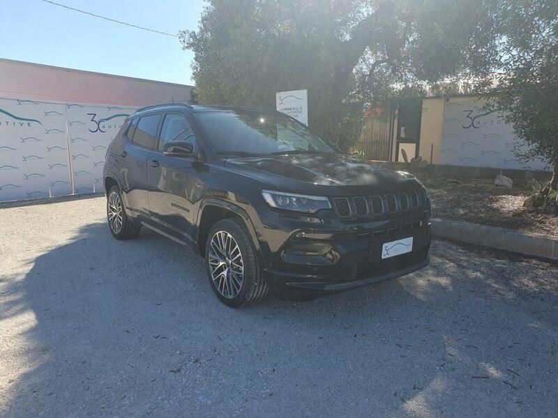 Usata Jeep Compass Summit 130 CV (95 kW) 2024 Nero SUV