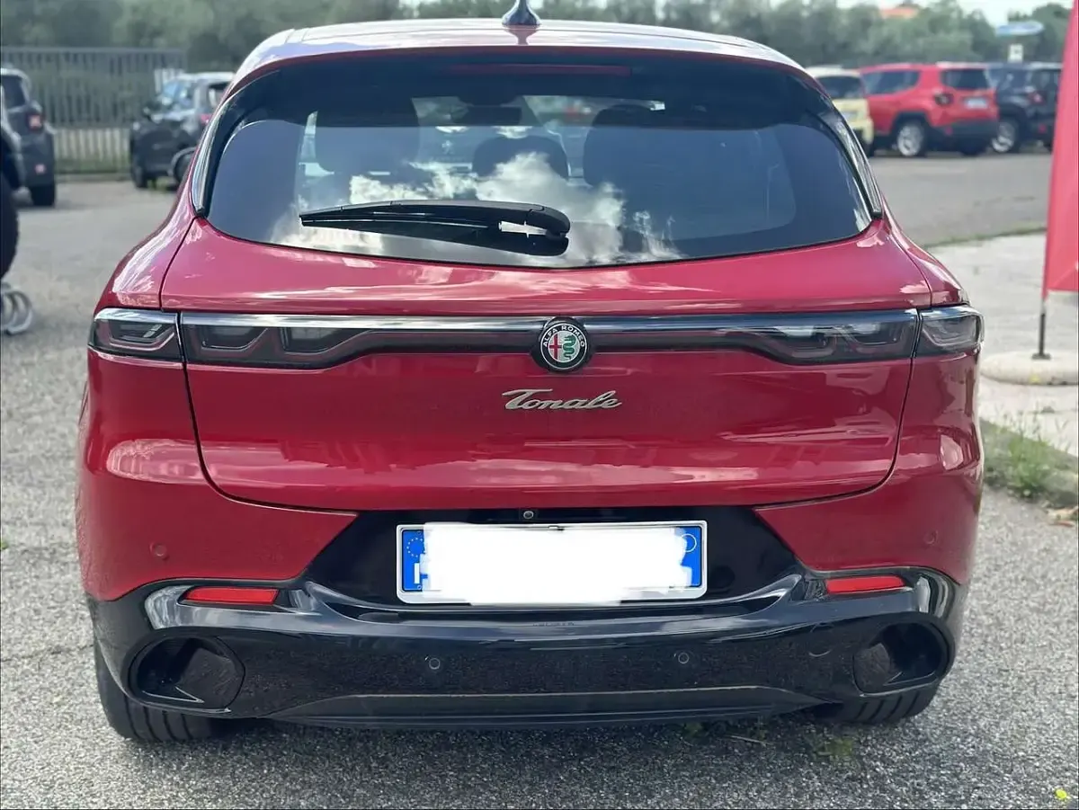 Usata Alfa Romeo Tonale Sprint 131 CV (96 kW) 2024 Rosso SUV