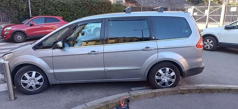 Usata Ford Galaxy Ghia 145 CV (106 kW) 2007 Monovolume