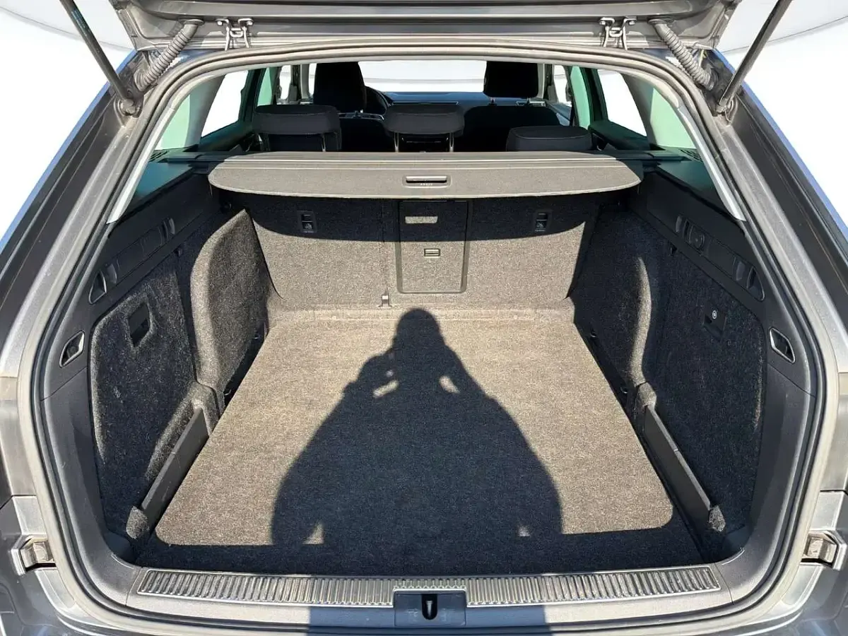 Usata Skoda Superb Executive 150 CV (110 kW) 2022 Grigio grafite Station wagon