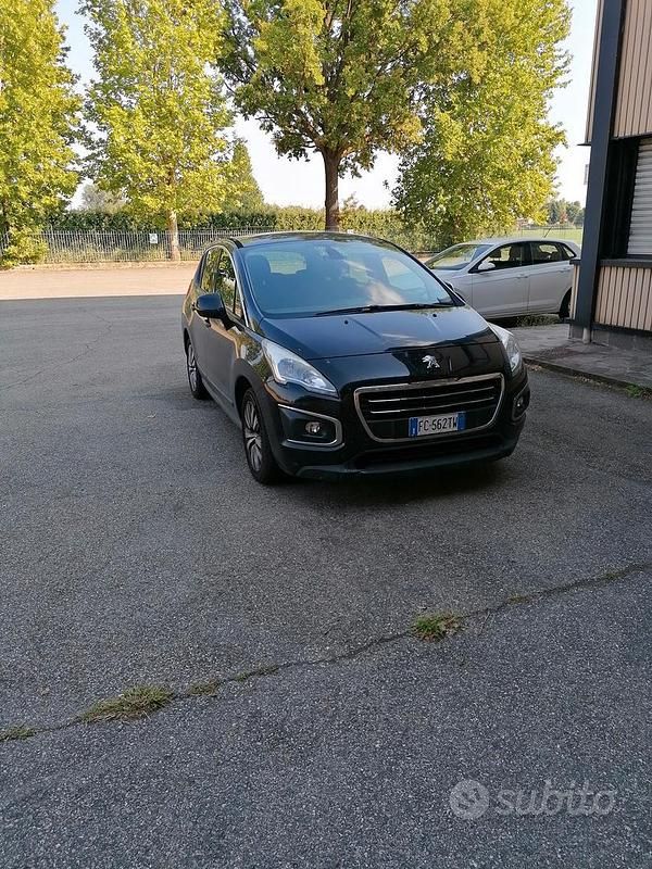 Usata Peugeot 3008 Business-Line 130 CV (95 kW) 2016 Nero SUV