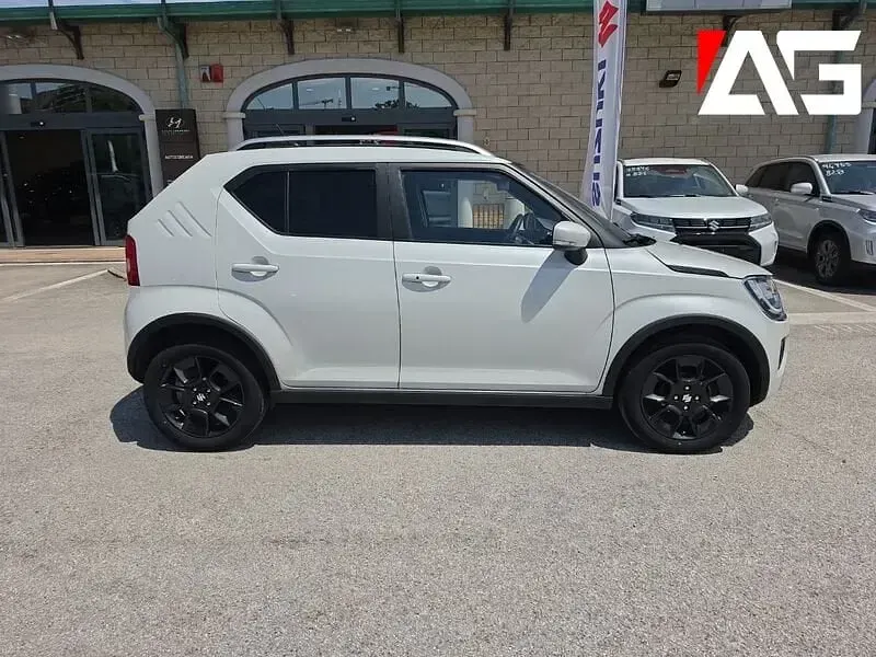Usata Suzuki Ignis 83 CV (61 kW) 2023 Bianco SUV