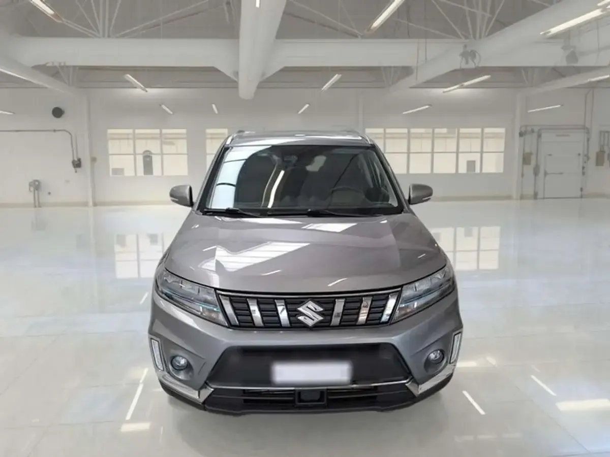 Usata Suzuki Vitara 129 CV (94 kW) 2023 Grigio SUV