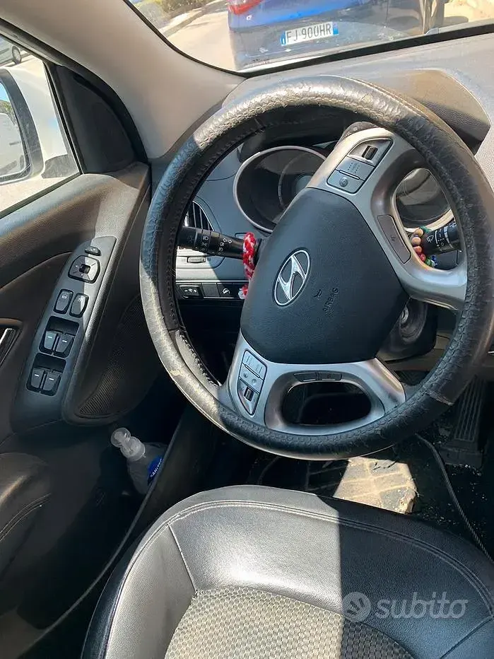Usata Hyundai ix35 135 CV (99 kW) 2011 Bianco SUV
