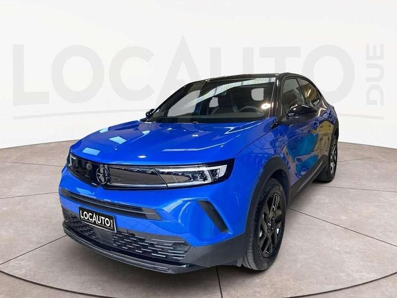 Blu Nuova 2025 Opel Mokka S SUV | 19.990 € (Ottimo prezzo) - Immagine 1/3