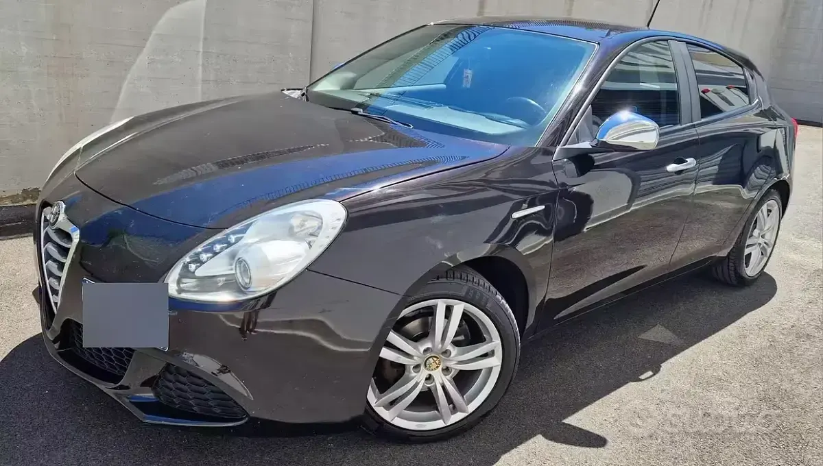 Usata Alfa Romeo Giulietta 109 CV (80 kW) 2012 Nero Utilitaria