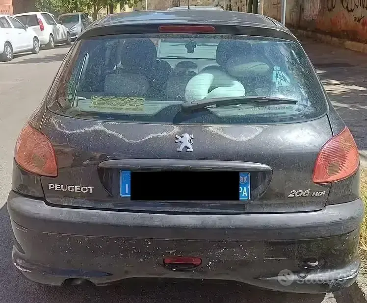Usata Peugeot 206 68 CV (50 kW) 2004 Nero Utilitaria