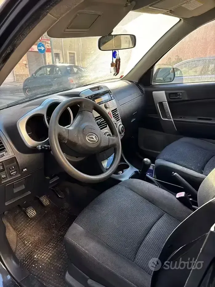 Usata Daihatsu Terios 86 CV (63 kW) 2007 Nero SUV