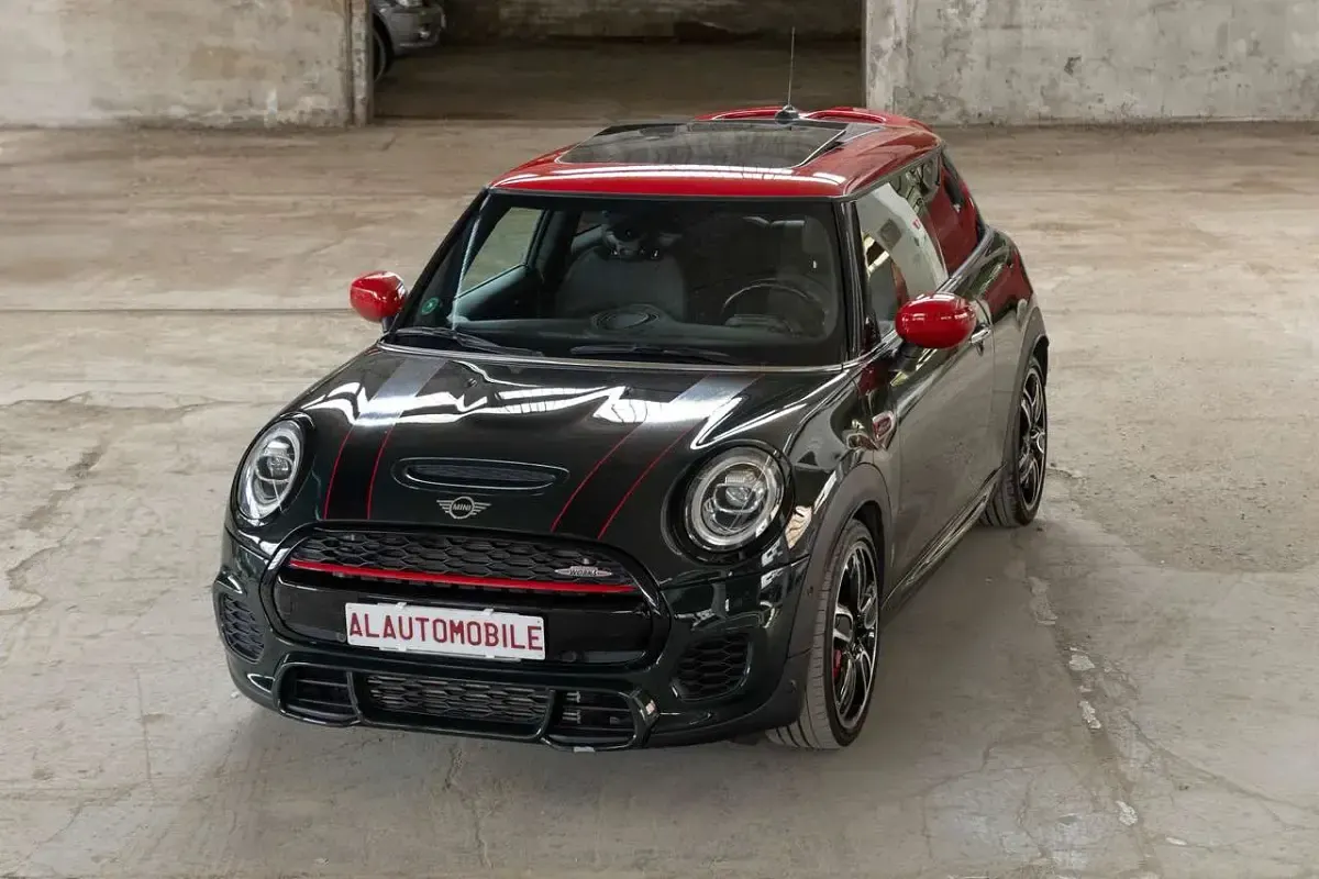 Usata Mini John Cooper Works 231 CV (169 kW) 2020 Rebel green (c19) Utilitaria