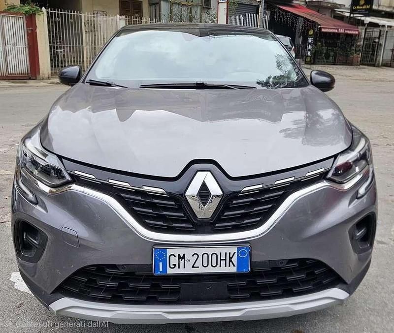 Usata Renault Captur RS Line 101 CV (74 kW) 2023 Grigio SUV