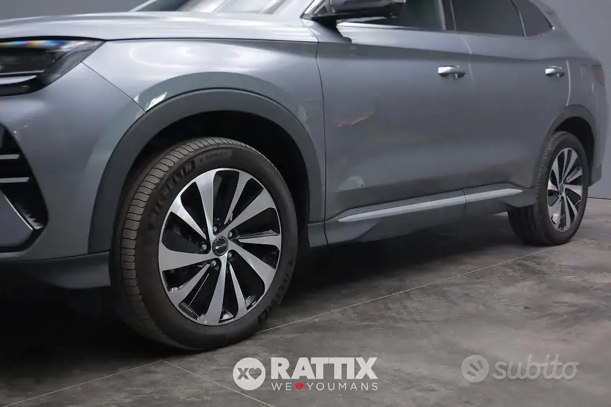 Usata BYD Seal U Design 324 CV (238 kW) 2024 Gray SUV