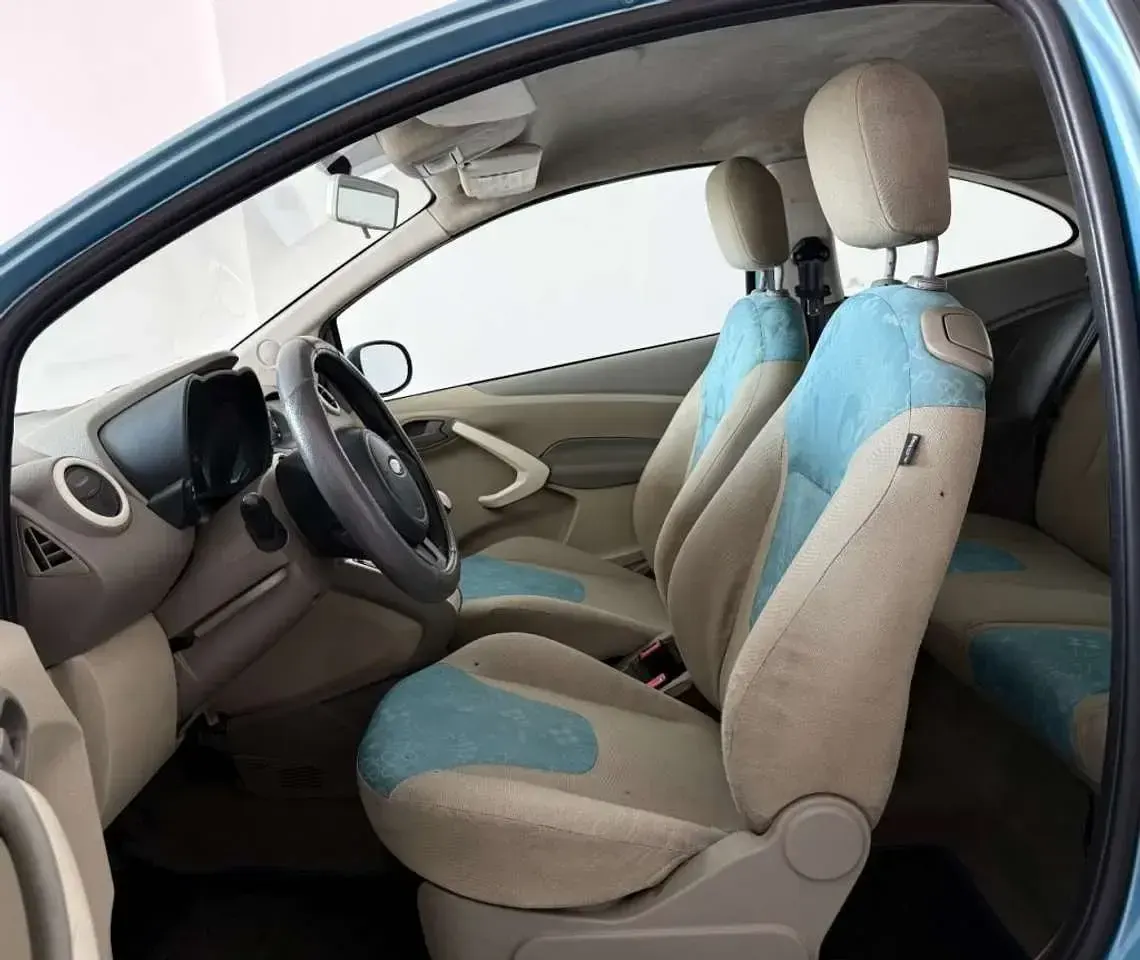 Usata Ford Ka Business Edition 69 CV (50 kW) 2011 Azzurro Utilitaria