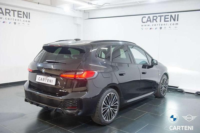 Usata BMW 218 Active Tourer M Sport 150 CV (110 kW) 2025 Black sapphire metallizzato Monovolume