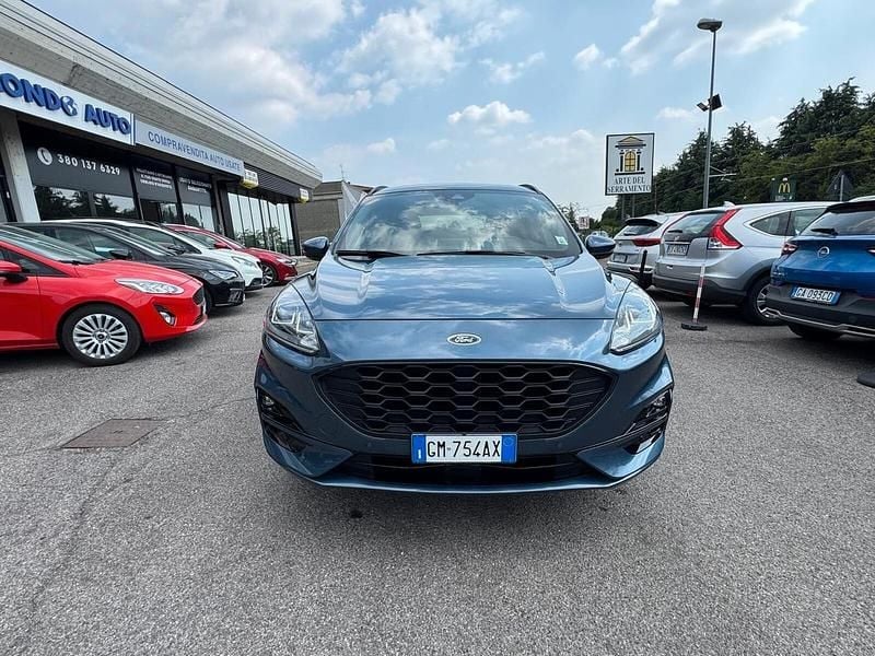 Usata Ford Kuga ST-Line X 152 CV (111 kW) 2023 Blu SUV