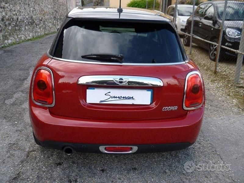 Usata Mini Cooper 136 CV (100 kW) 2015 Rosso Utilitaria