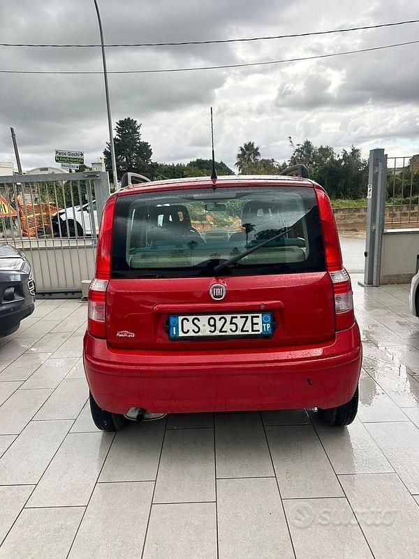 Usata Fiat Panda Dynamic 59 CV (43 kW) 2005 Rosso Berlina