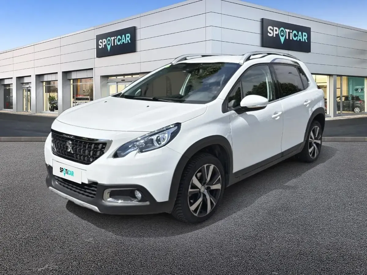 Usata Peugeot 2008 Allure 131 CV (96 kW) 2019 Bianco SUV