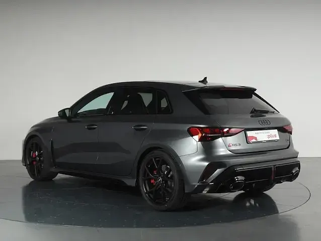 Nuova Audi RS3 Sportback Comfort 400 CV (294 kW) 2026 Grigio daytona perla Utilitaria