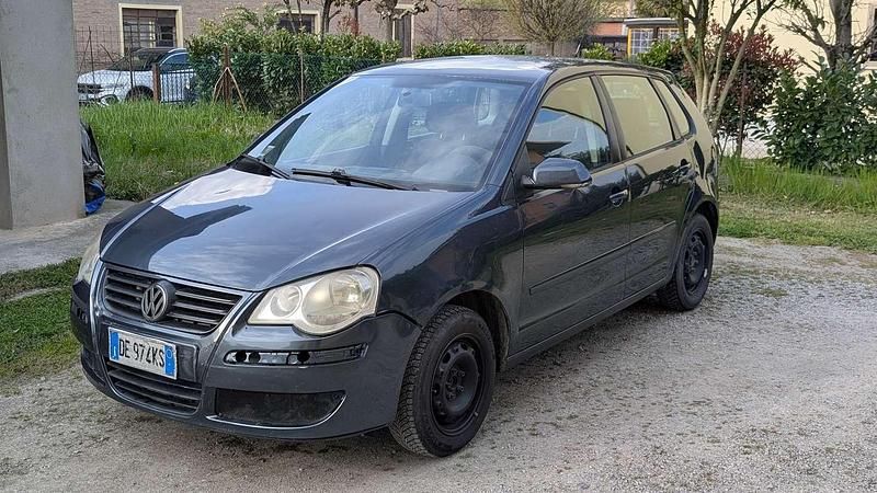 Usata VW Polo Comfortline 75 CV (55 kW) 2006 Utilitaria
