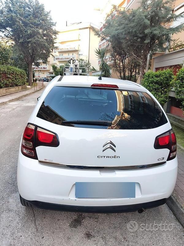 Usata Citroën C3 82 CV (60 kW) 2016 Bianco Berlina