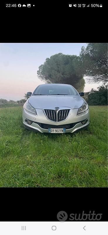 Usata Lancia Delta 120 CV (88 kW) 2010 Utilitaria