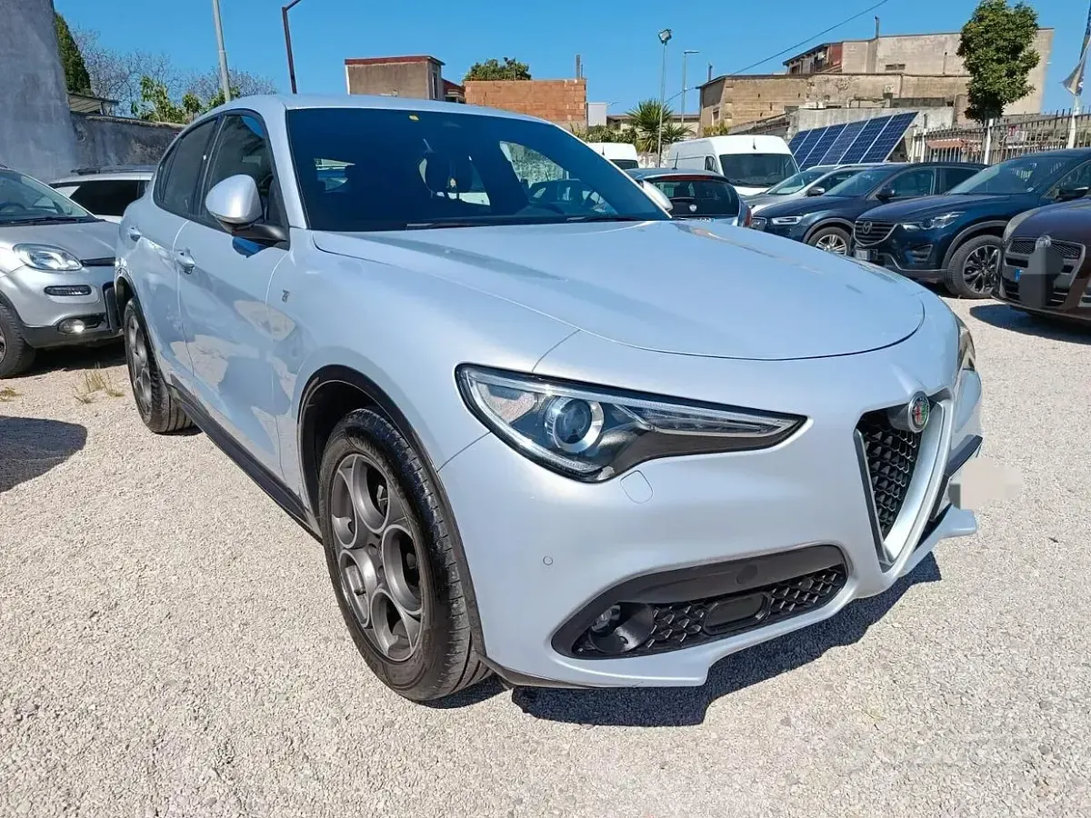 Usata Alfa Romeo Stelvio Ti 209 CV (153 kW) 2021 Grigio SUV