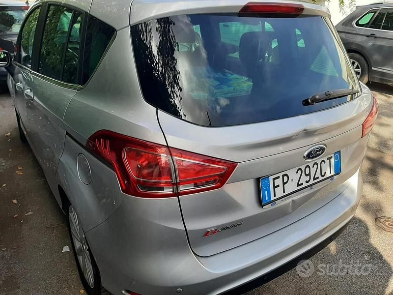 Usata Ford B-MAX 2018 Grigio Monovolume