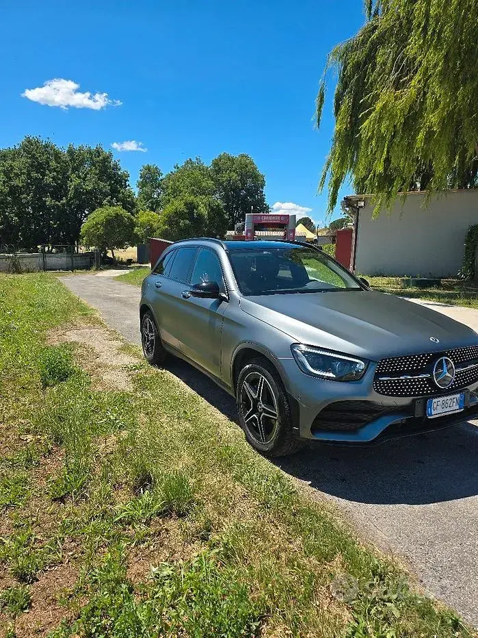 Usata Mercedes GLC220 194 CV (142 kW) 2021 Grigio SUV