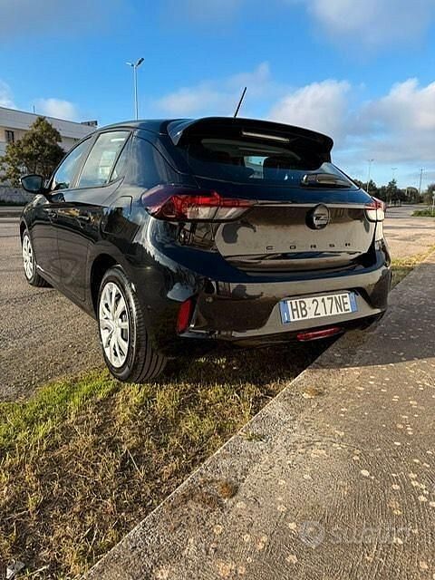 Usata Opel Corsa Edition 74 CV (54 kW) 2024 Nero Utilitaria