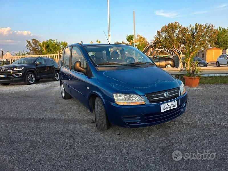Brugt Fiat Multipla Dynamic 120 HK (88 kW) 2005 Blå MPV