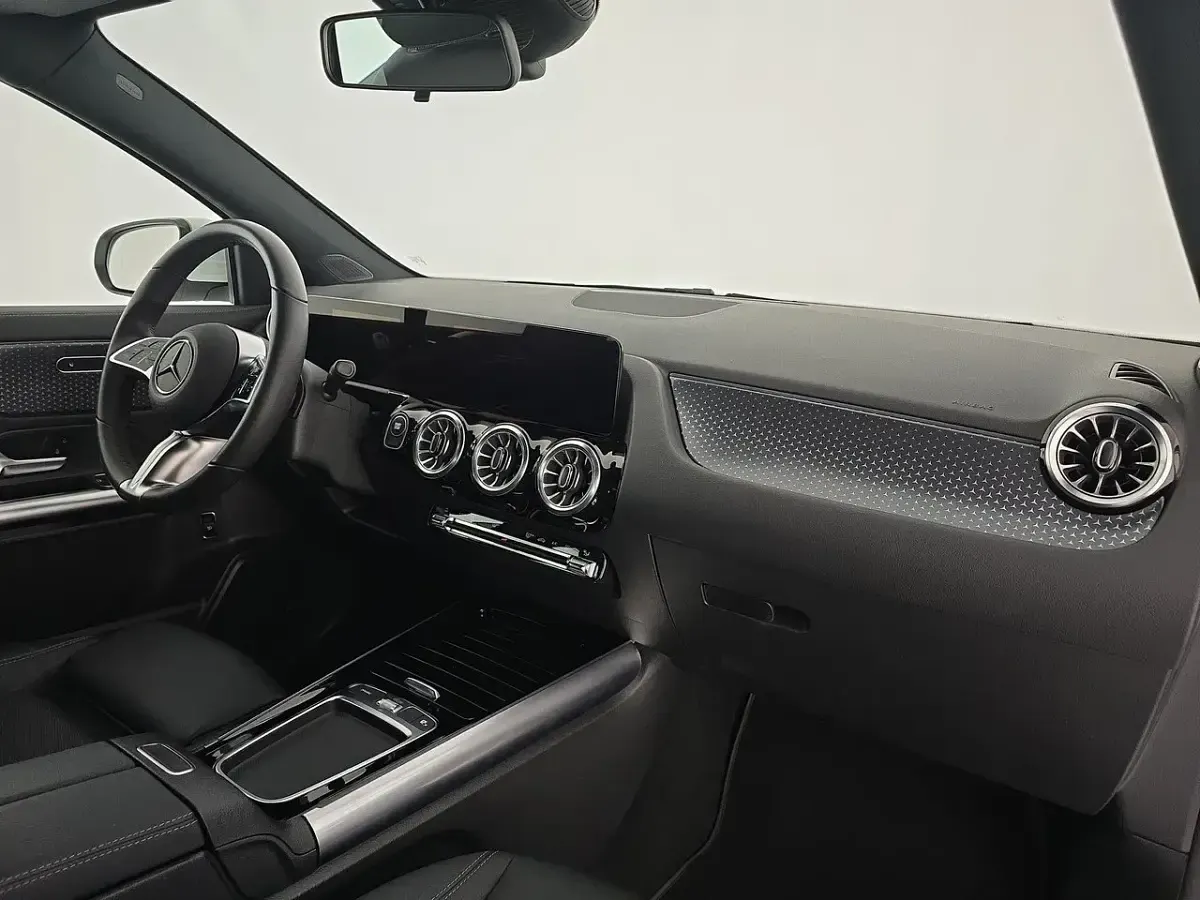 Usata Mercedes EQA250+ Progressive 94 kW (129 CV) 2025 Bianco polare SUV