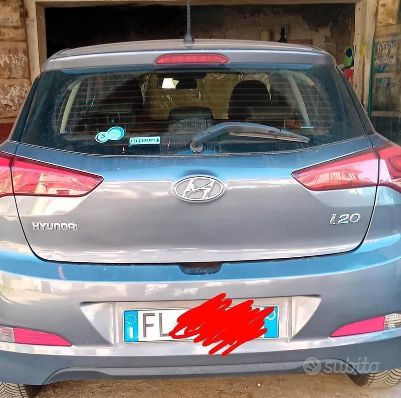 Usata Hyundai i20 2018 Grigio Berlina
