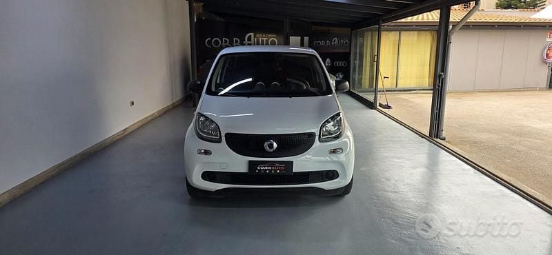 Usata Smart ForFour Passion 71 CV (52 kW) 2019 Bianco Utilitaria