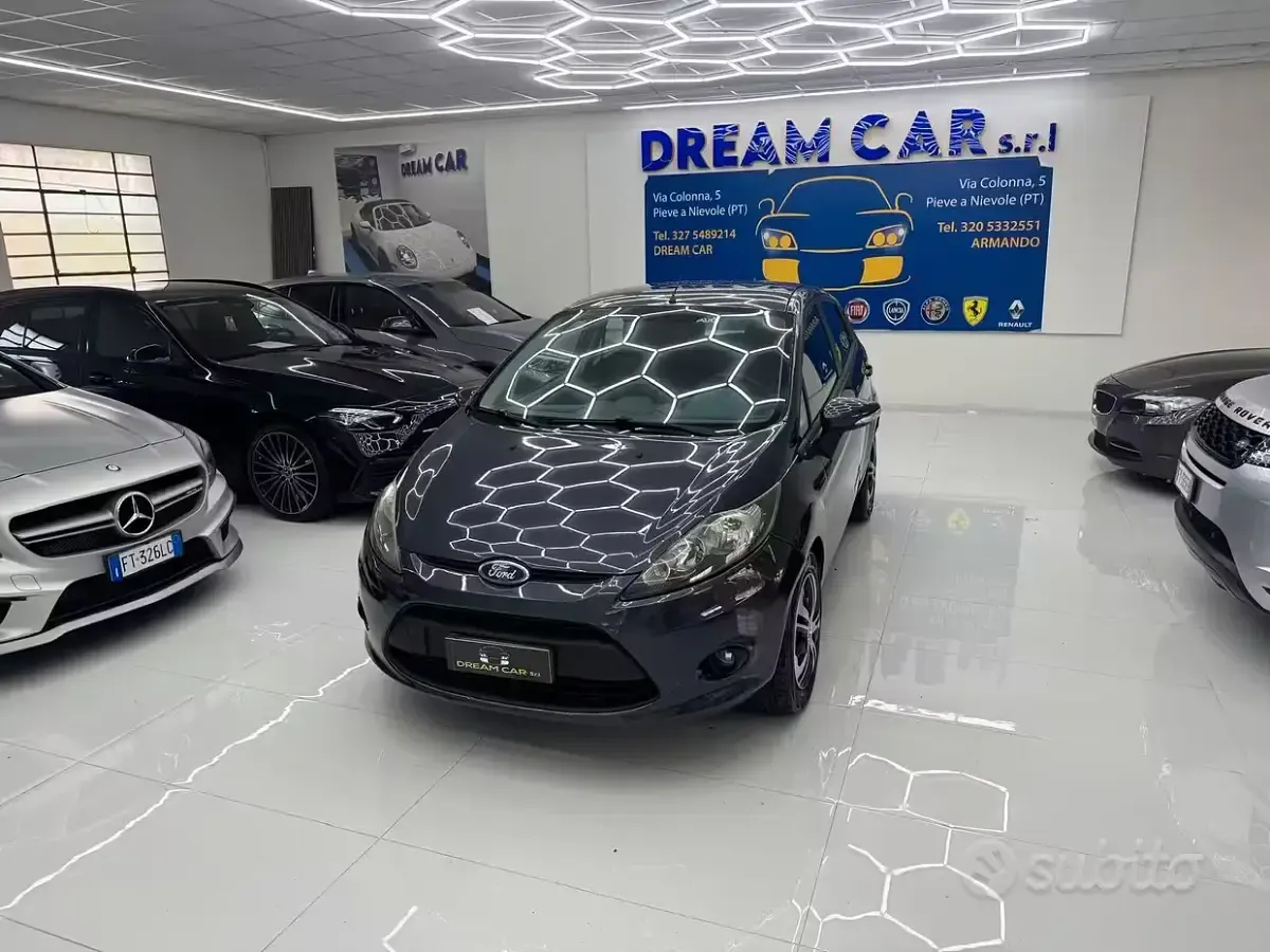 Usata Ford Fiesta Titanium 68 CV (50 kW) 2010 Nero Berlina