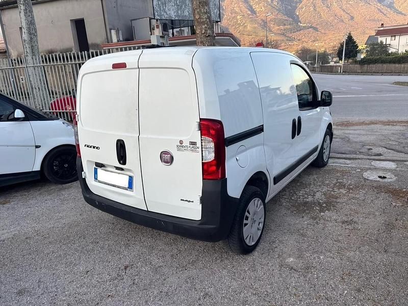 Usata Fiat Fiorino 75 CV (55 kW) 2012 Bianco Monovolume