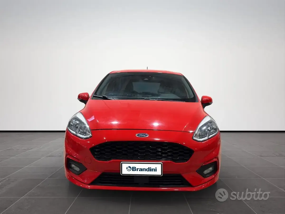 Usata Ford Fiesta ST-Line 86 CV (63 kW) 2018 Rosso Utilitaria